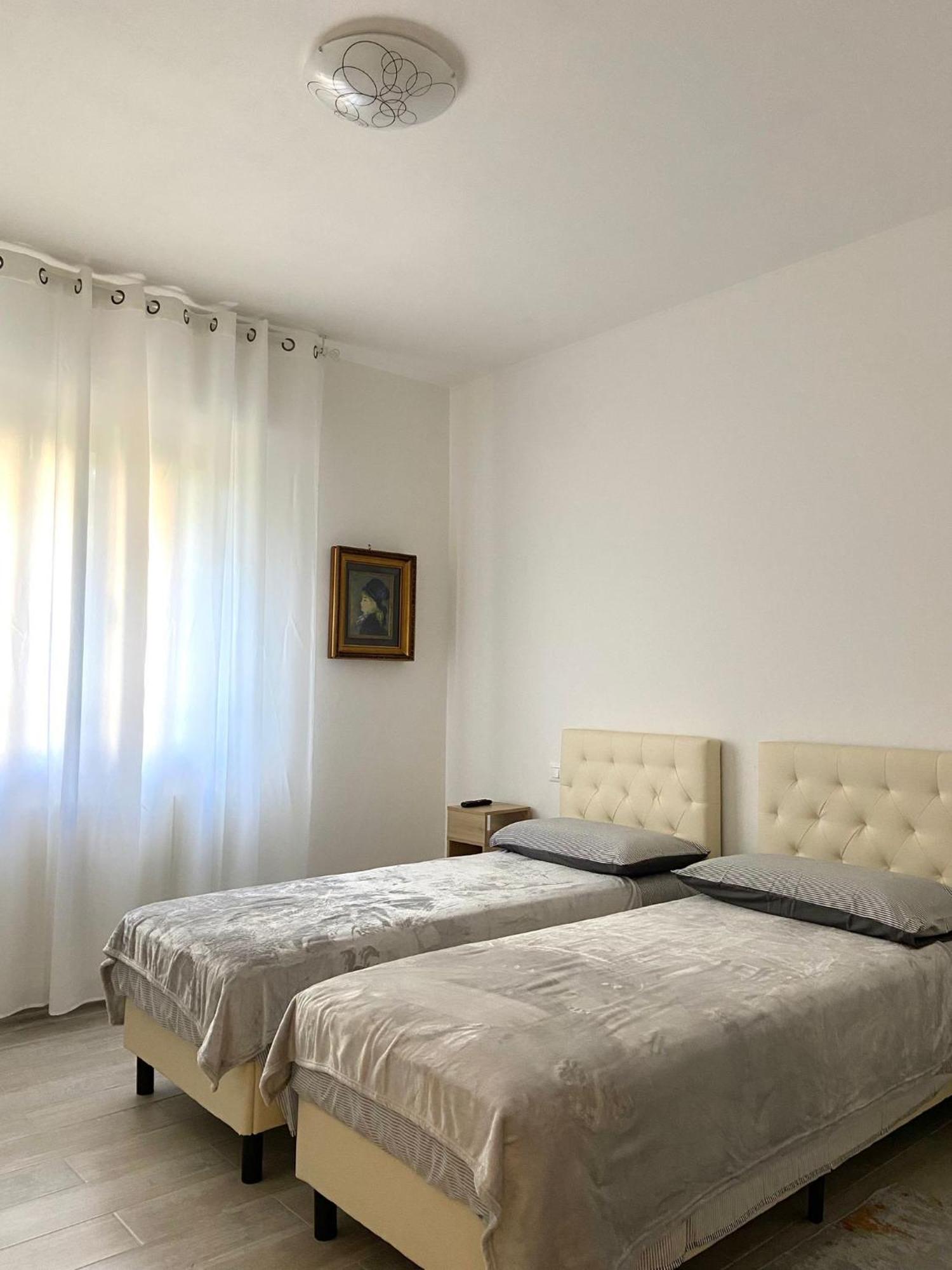 A-b House Guest house *